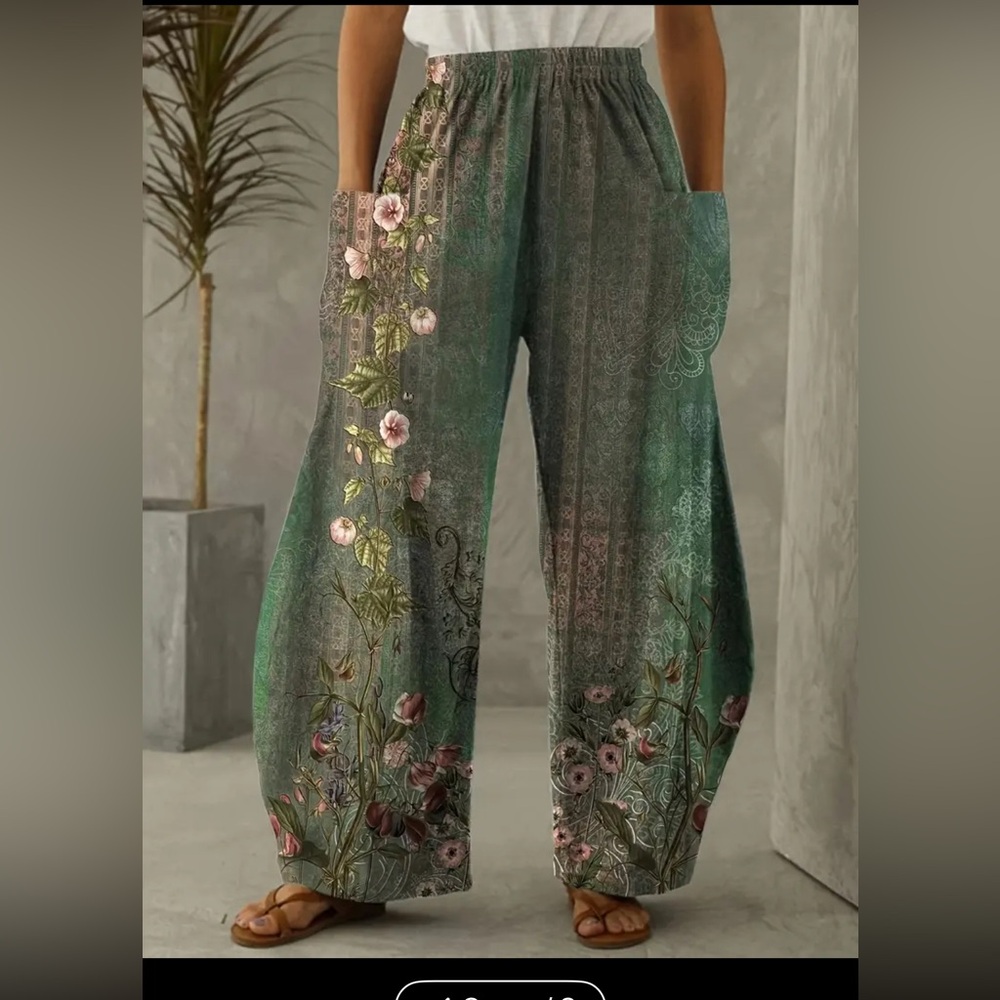Floral Green Women's Pants